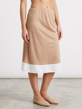 David's Bridal Retro Slip Skirt White Quilted Lined Garment with Satin